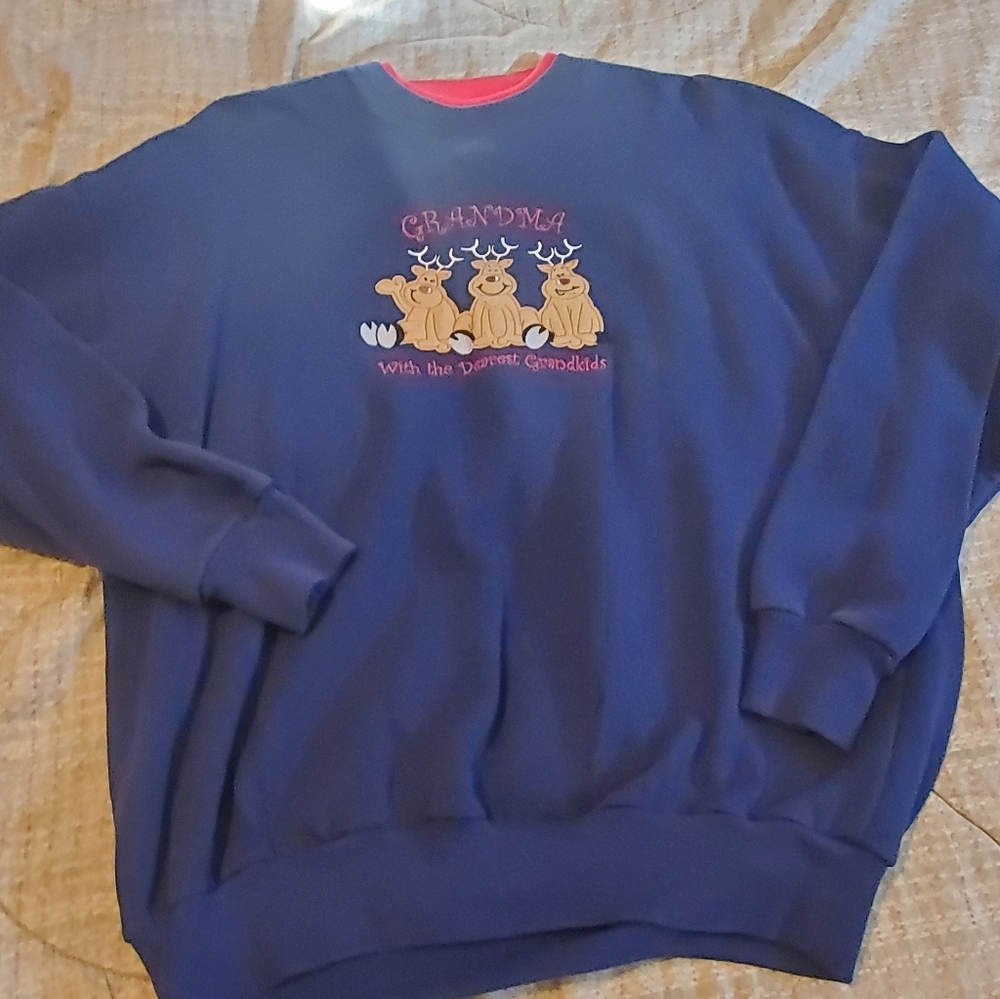 Vintage 1990s Cute Grandma Reindeer Crewneck Sweater / 90s Size L